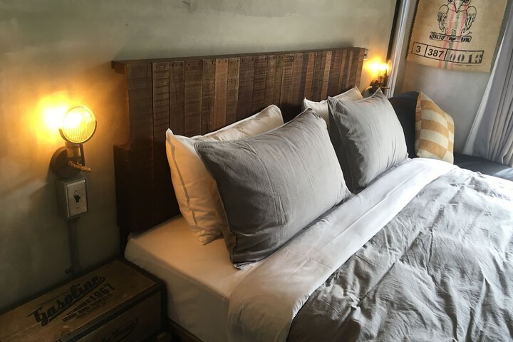 Room 9 of 41