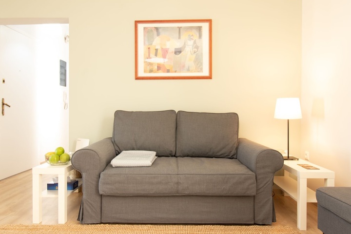 Room 4 of 11