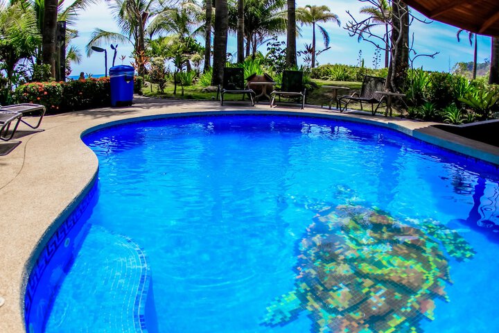 Pool 60 of 95