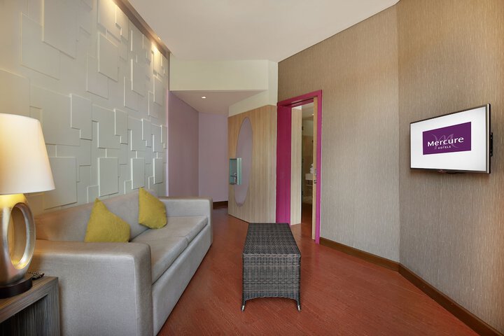 Room 10 of 88