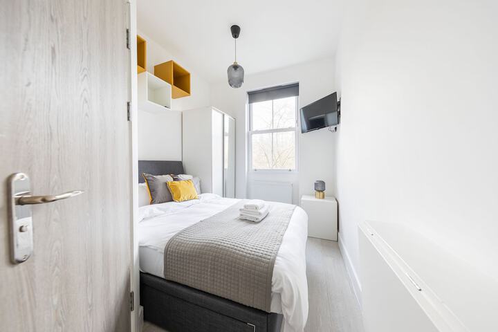 Room 21 of 65