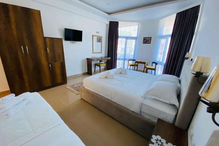 Room 74 of 114
