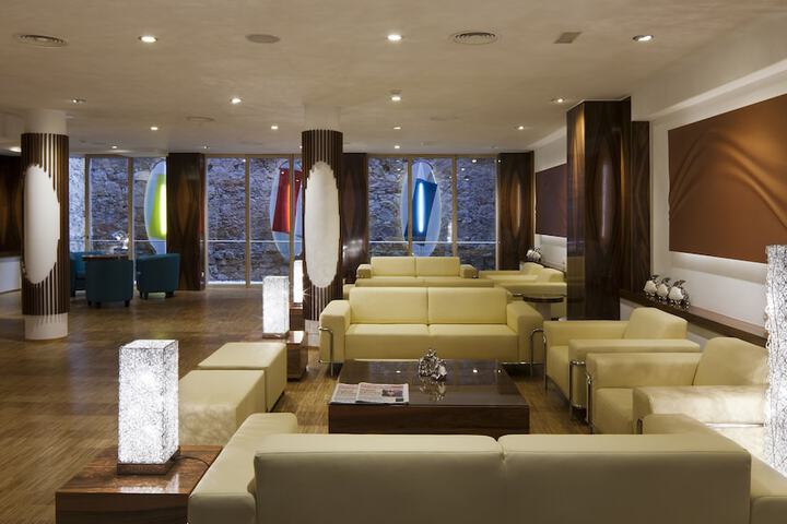 Hotel Interior 2 of 32