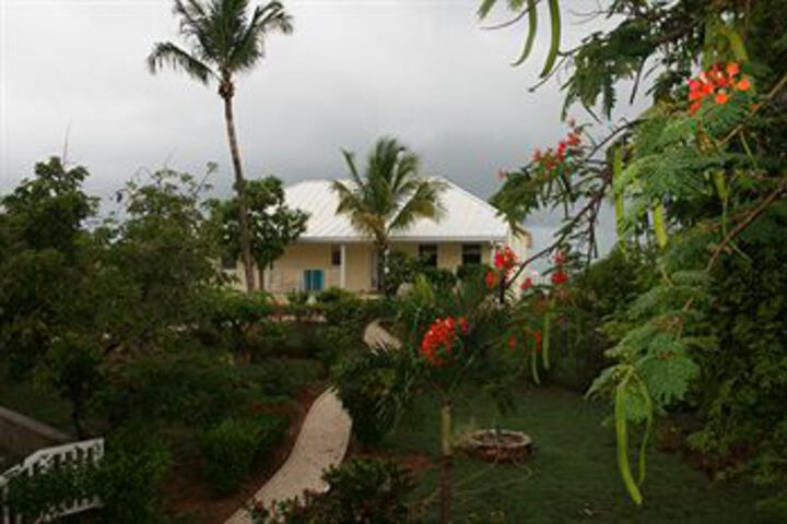 Hotel Exterior 11 of 23