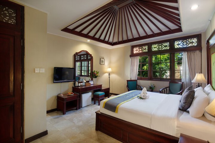 Room 15 of 63