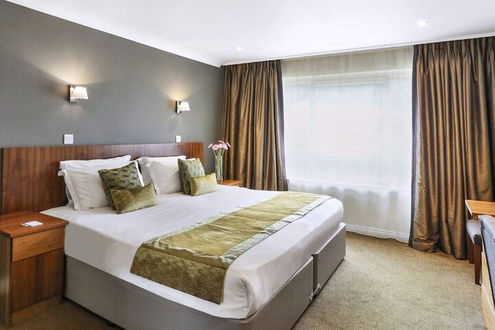 Room 21 of 93
