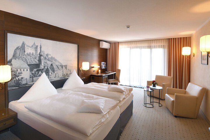 Room 21 of 127
