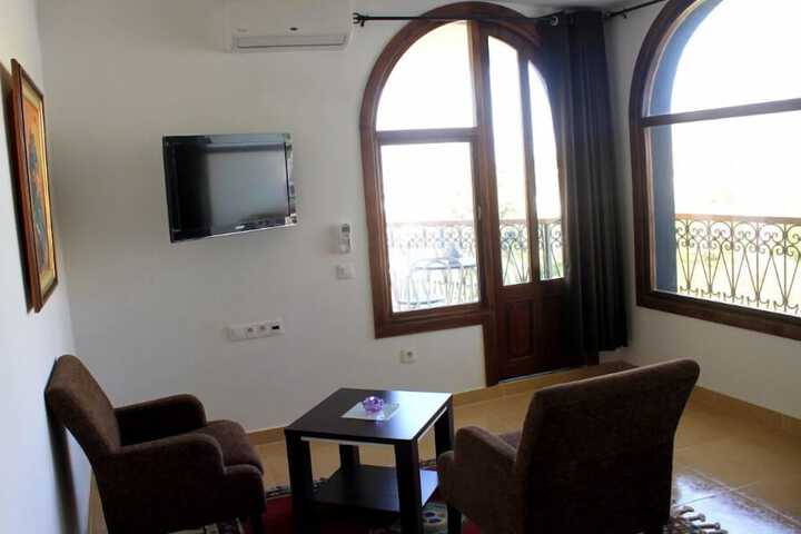 Room 19 of 65