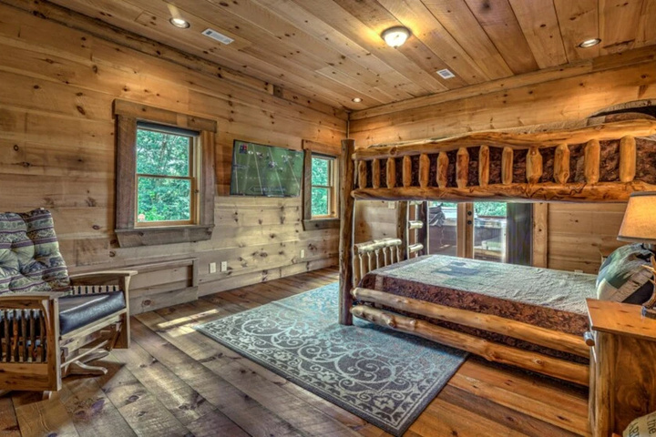 Room 2 of 22