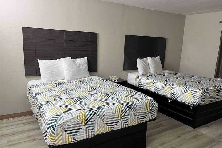 Room 4 of 26
