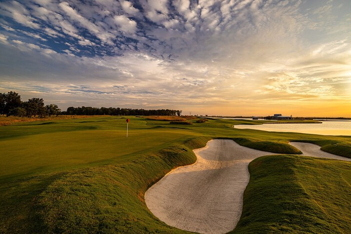 Golf 37 of 44