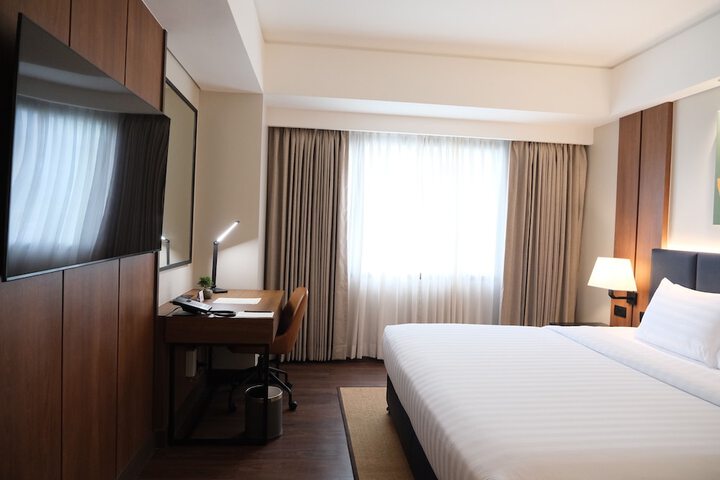 Room 14 of 34