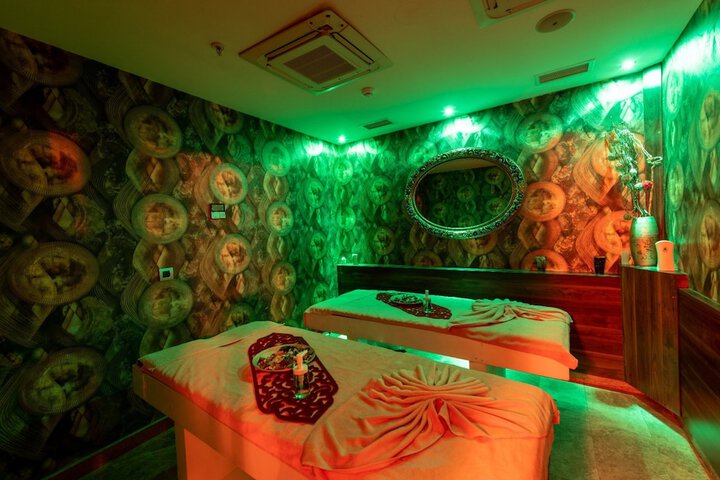Spa 31 of 40