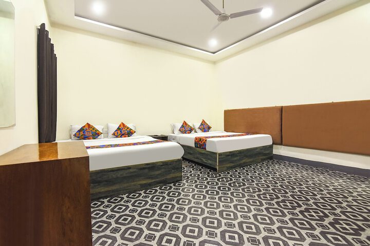 Room 19 of 27