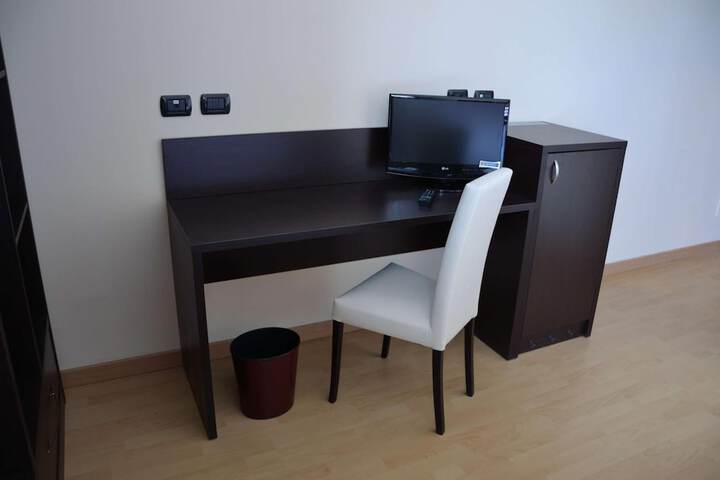 Room 15 of 46