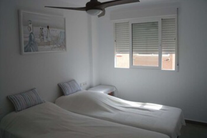 Room 15 of 19