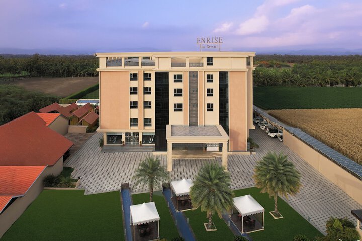 Image of Enrise by Sayaji Somnath