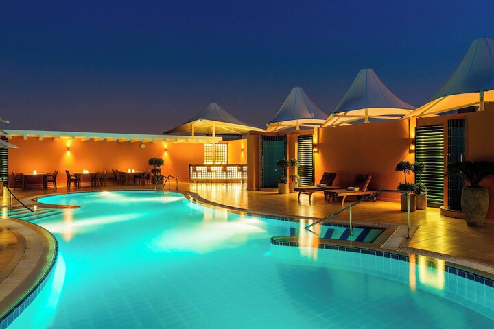 Pool 62 of 98