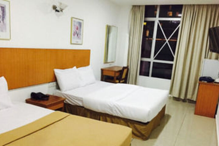 Room 16 of 43
