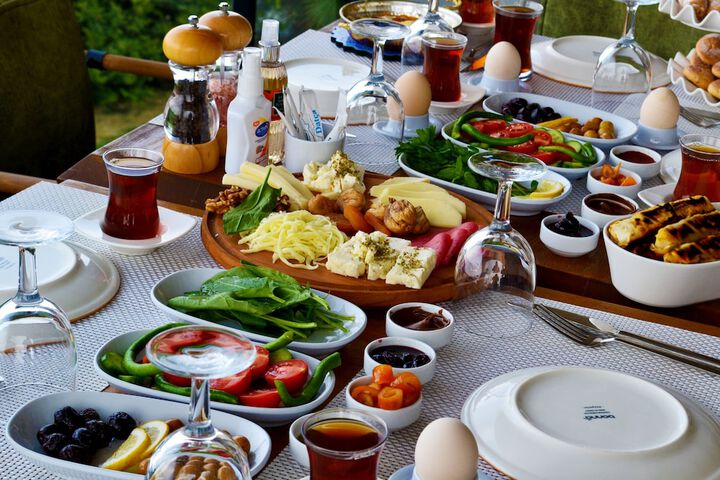 Breakfast/Coffee Service 22 of 35