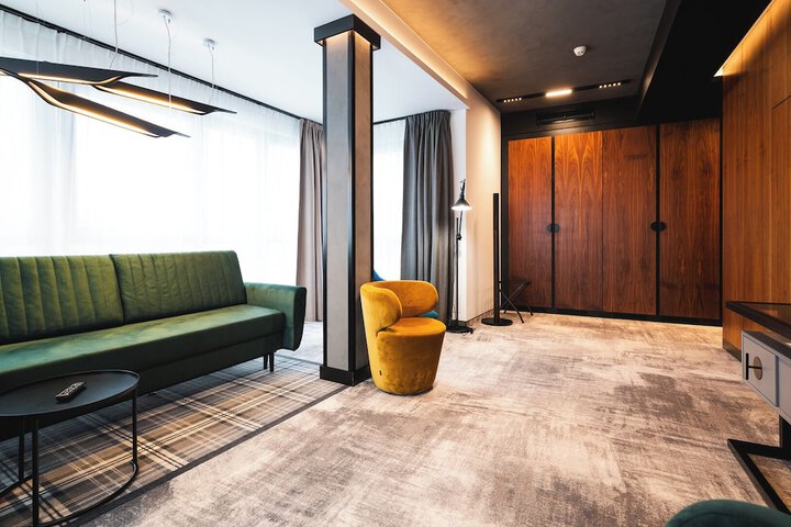 Room 63 of 110