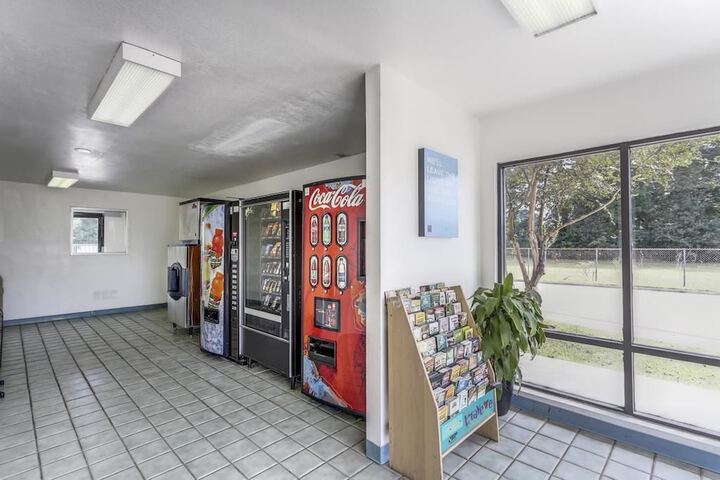Vending machine
