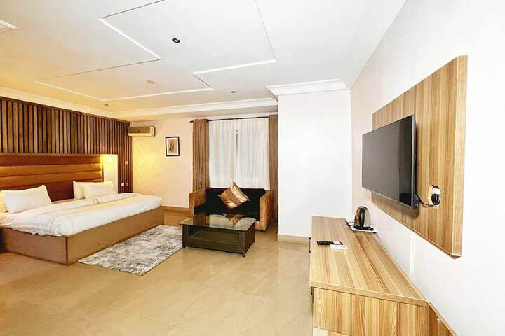Room 21 of 45
