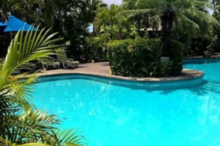 Hotel with Pool