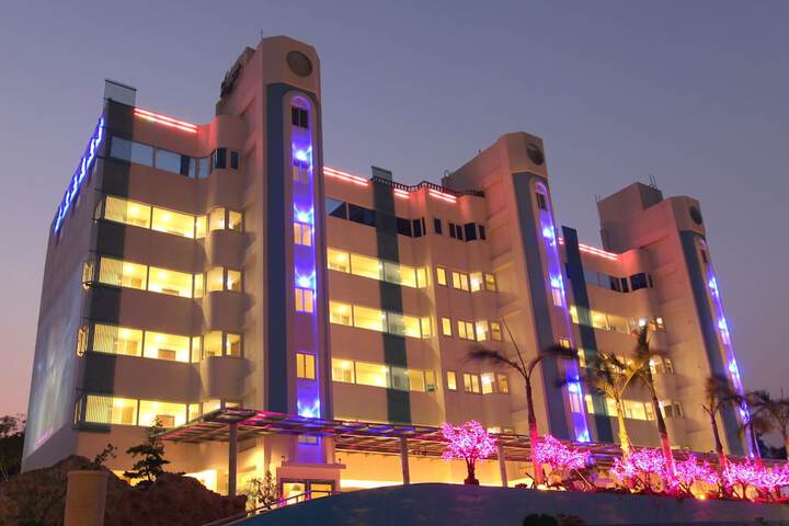 Hotel 74 of 74