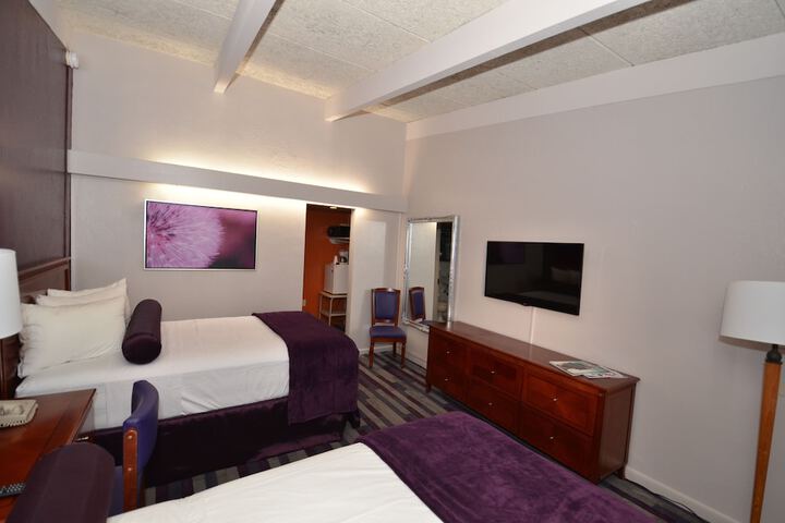 Double Double Room (3 of 7)
