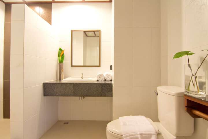Room 12 of 36