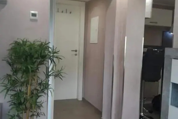 Room 3 of 12