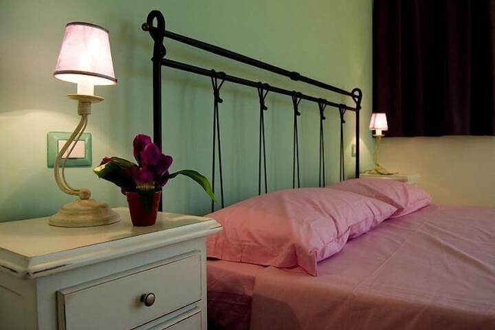 Room 10 of 53