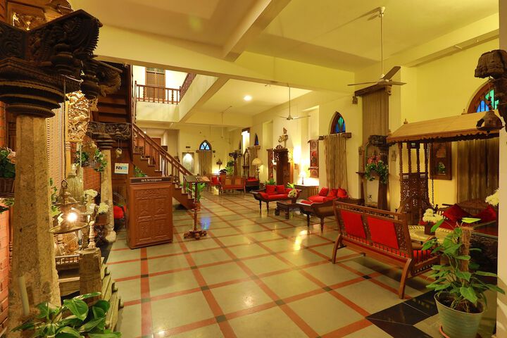 Hotel 2 of 72