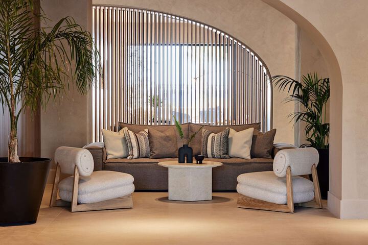 Guest Lobby