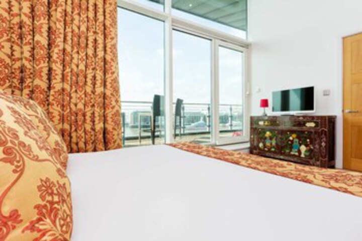 Room 17 of 21