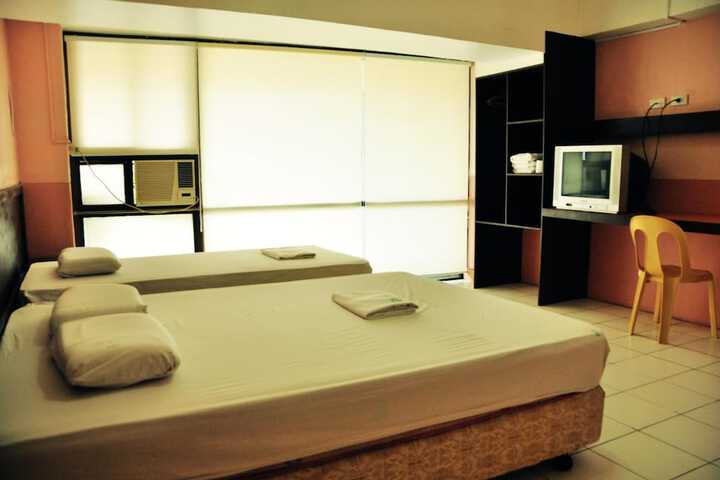 Room 27 of 31
