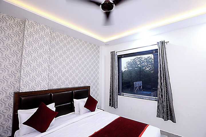 Room 15 of 47