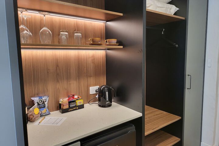Room 10 of 49
