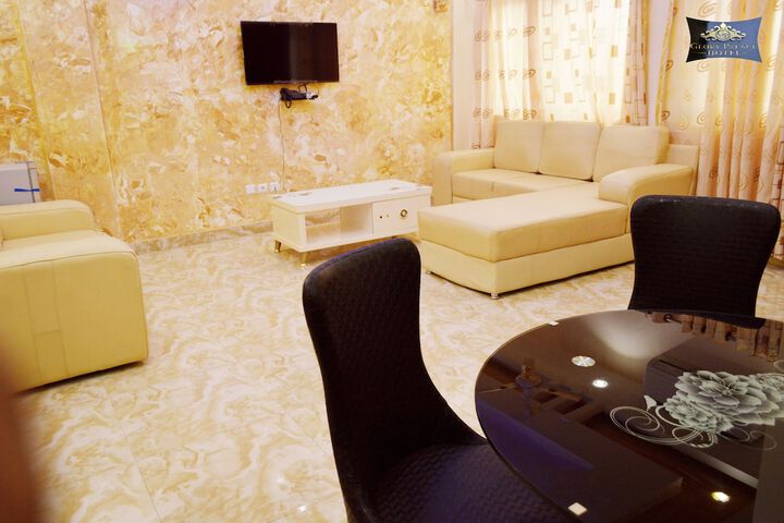 Room 27 of 42