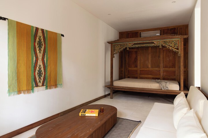Room 26 of 56