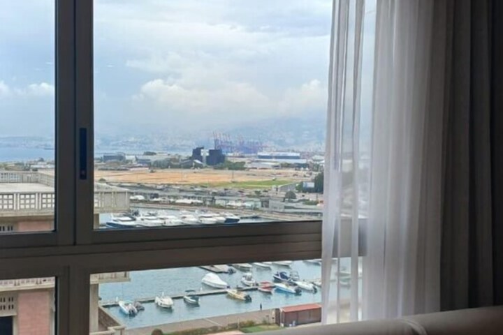 Room 21 of 41