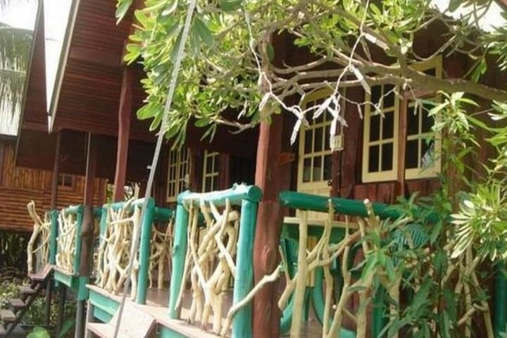 Room 3 of 79