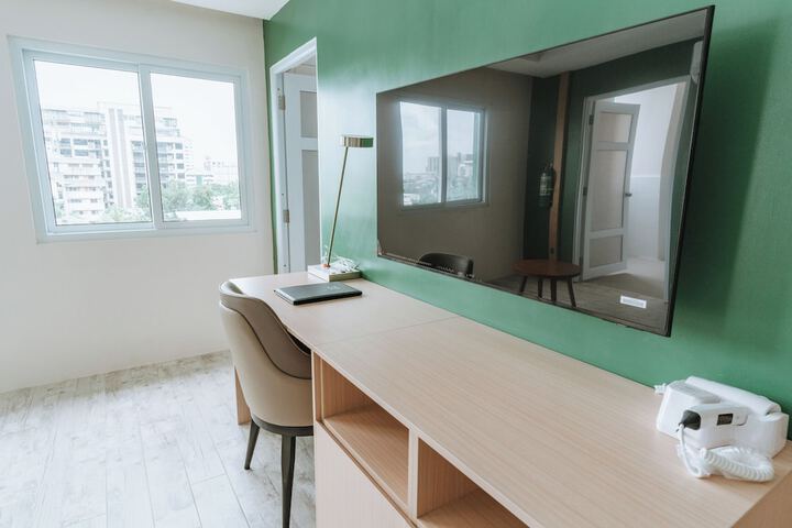 Room 16 of 72