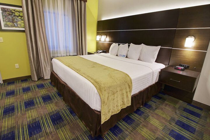 Room 7 of 43
