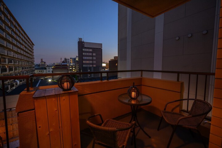 Terrace/Patio 1 of 22
