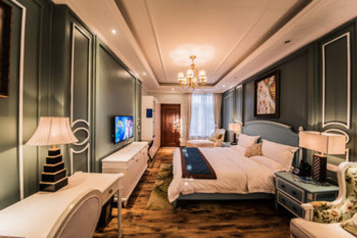 Room 36 of 108