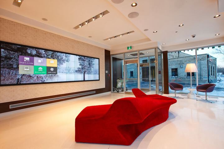 Hotel Interior 4 of 47