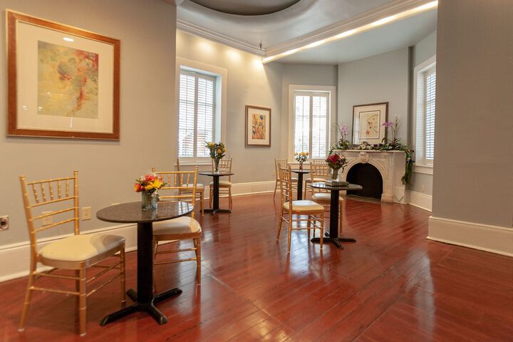 Business Center 21 of 28