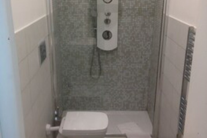 Room 2 of 15